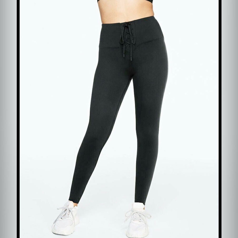 NWT Victoria’s Secret Sport Lace Up Leggings Size Medium